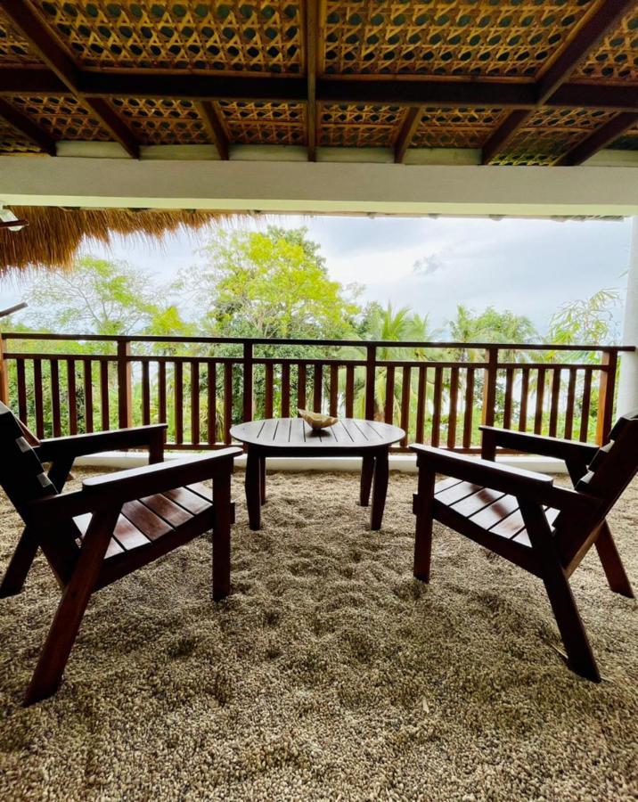 Amun Ini Beach Resort & Spa Anda  Luaran gambar