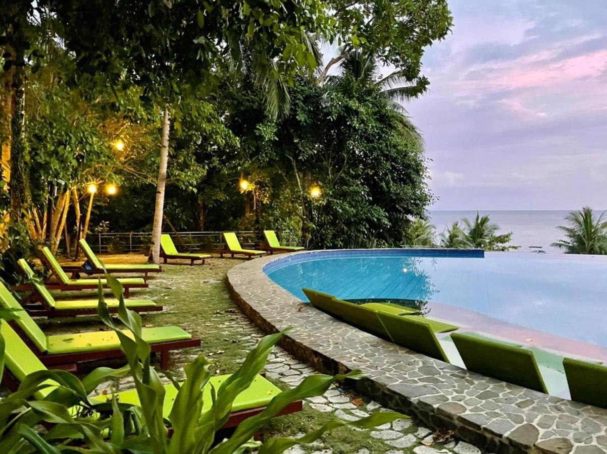 Amun Ini Beach Resort & Spa Anda  Luaran gambar